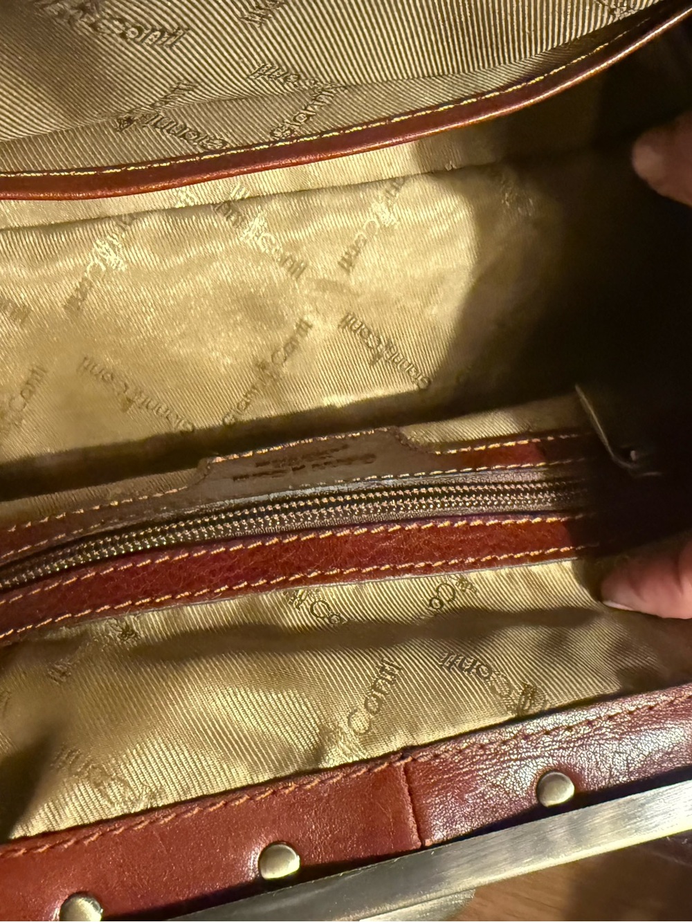 Gianni Conti - Italian leather Gladstone bag, Italian leather & retro hardware - Picture 13 of 14
